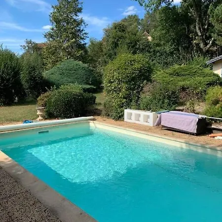 Indépendant /2 Personnes Hébergement de vacances *